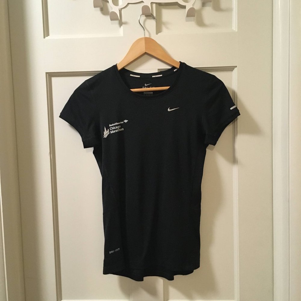 Nike dri-fit short sleeve tee-Chicago Marathon branded